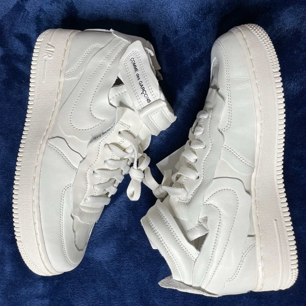 Nike x Comme des Garcons AF1 Mid Off White W 7.5 M 6
Nike x CDG Air Force One